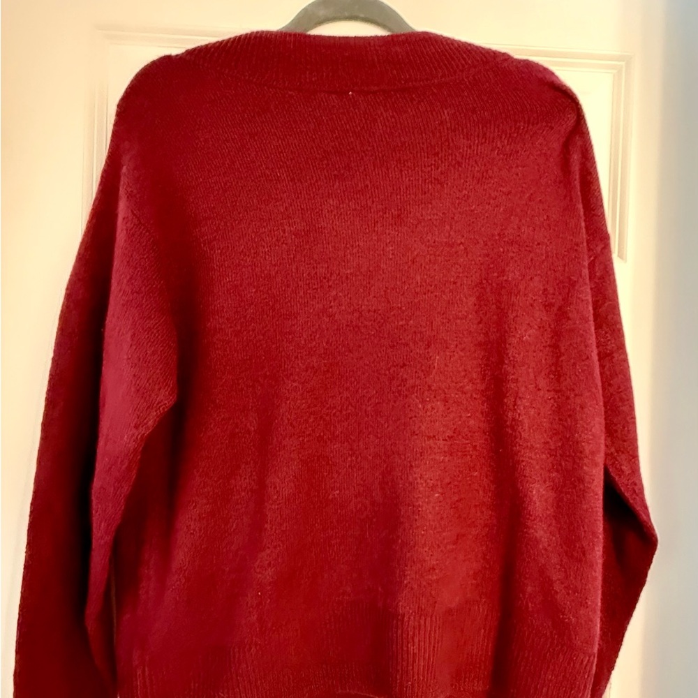 Gap Oversized V-Neck Sweater - Picture 3 of 3
